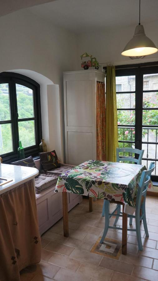 Bed and Breakfast La Libellula Rossa à Erli Extérieur photo